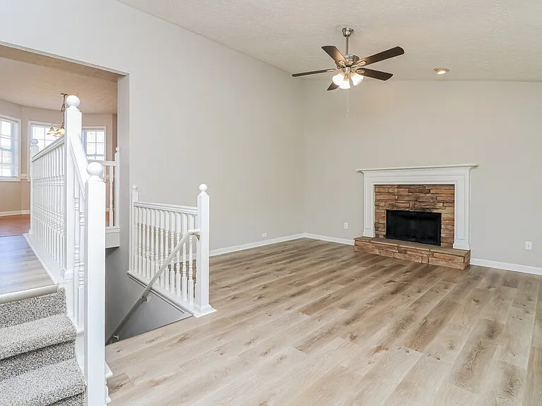 268 Fairview Ln — Photo 5