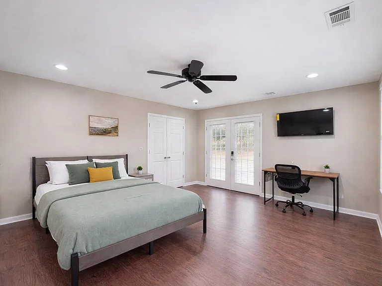 3302 McAfee Rd — Photo 4