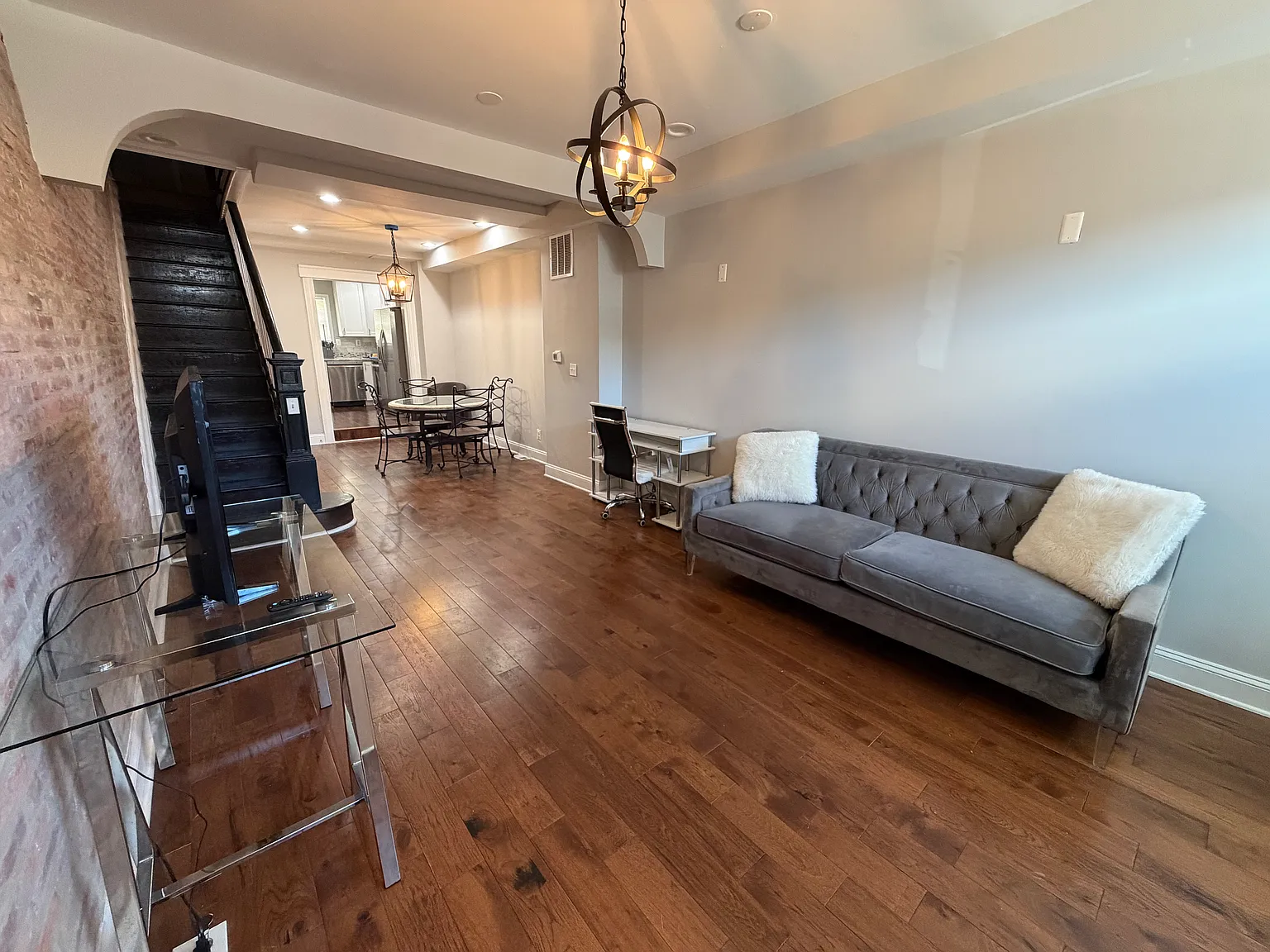 3 bed, 1450 sqft, $849 — Photo 3