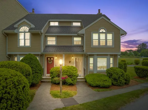 316 Carriage Ln Unit 316, Taunton, MA 02780