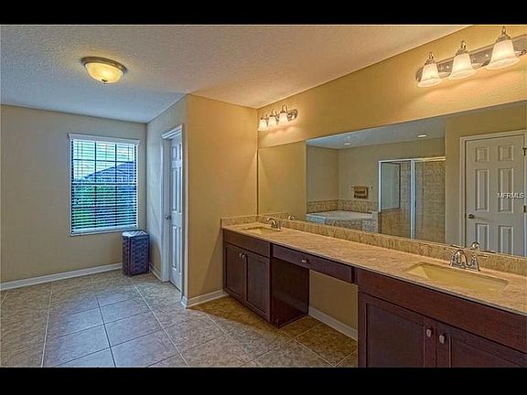 2nd image of 11610 Palmetto Pne