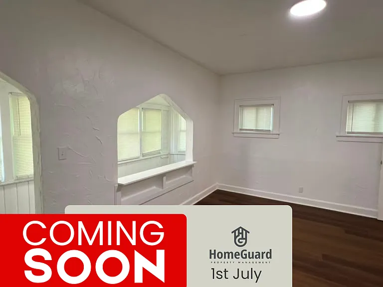 12512 Rexford Ave — Photo 5