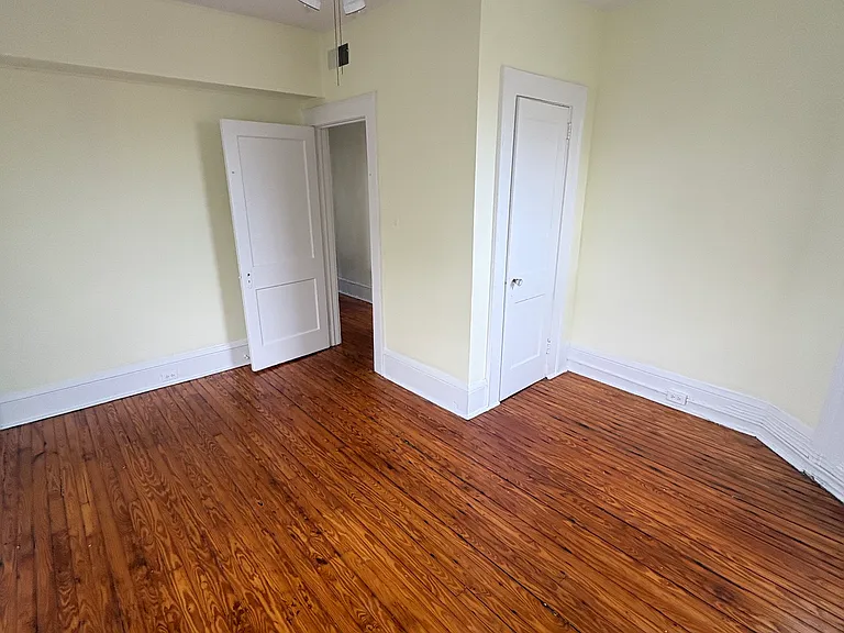 107 Ashley Ave #D — Photo 16