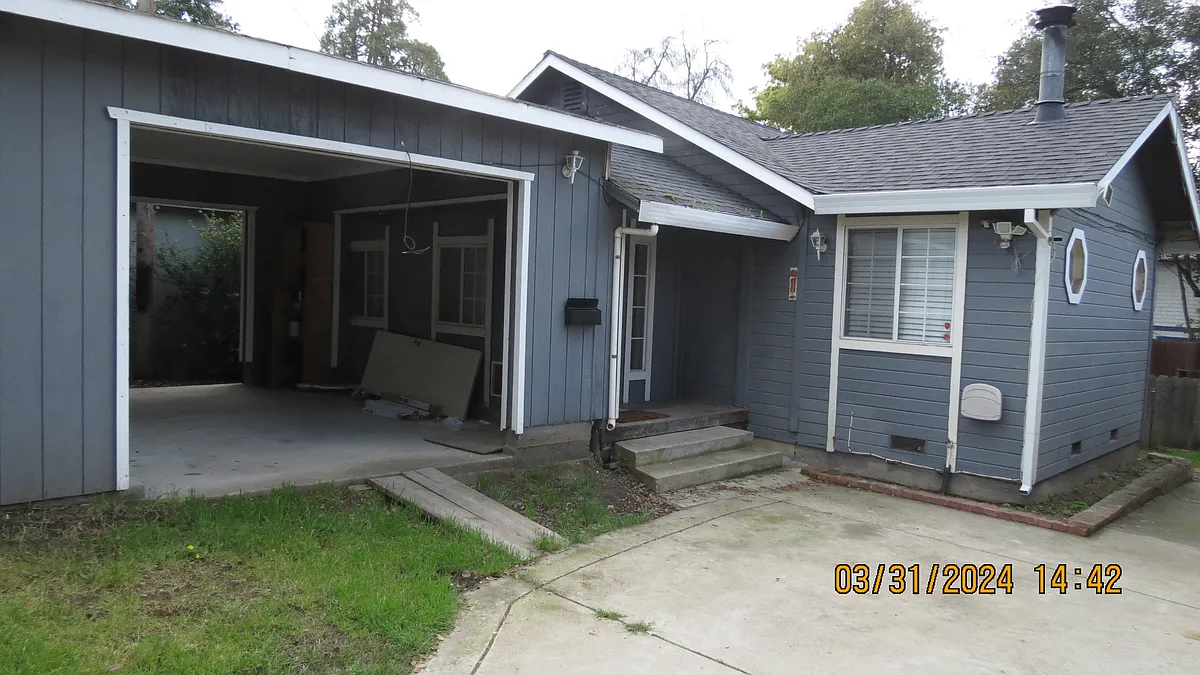 Building Photo - 168 Nevada Ave #1