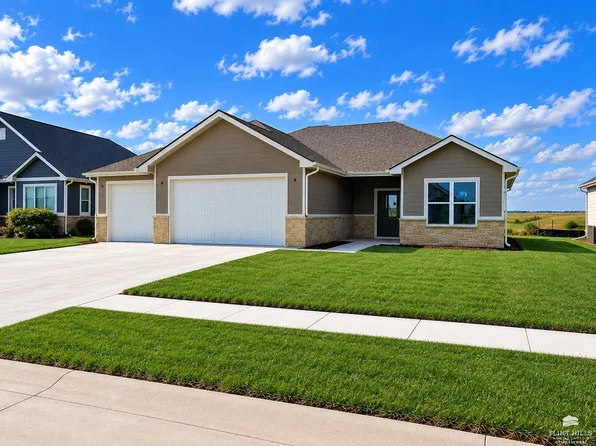 5820 Goheen Dr, Manhattan, KS 66503