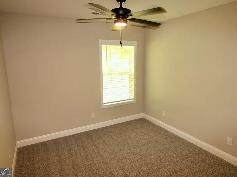 403 Madison Ave — Photo 5