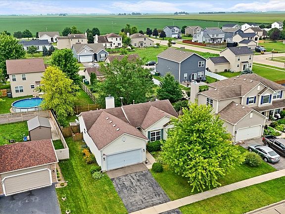5th image of 752 Prairie Pond Cir