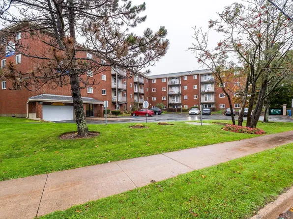 281 Windmill Rd #349, Dartmouth, NS B3A 4P9