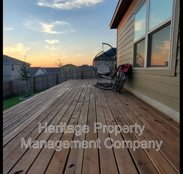 10522 Barbeque Bay — Photo 15