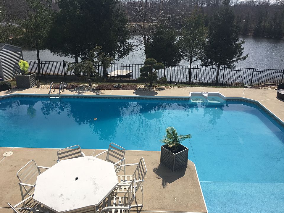 Beach entry heated pool 