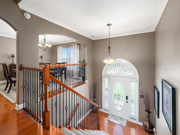 3rd image of 1509 Hattie Ln