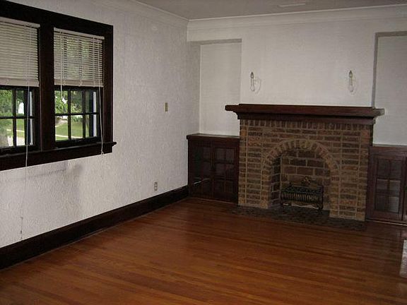 2nd image of 3705 N Murray Ave