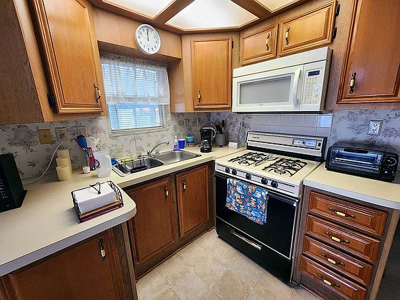 4th image of 28229 County Road 33 #W17
