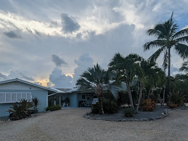 142 Sawyer Dr — Photo 22