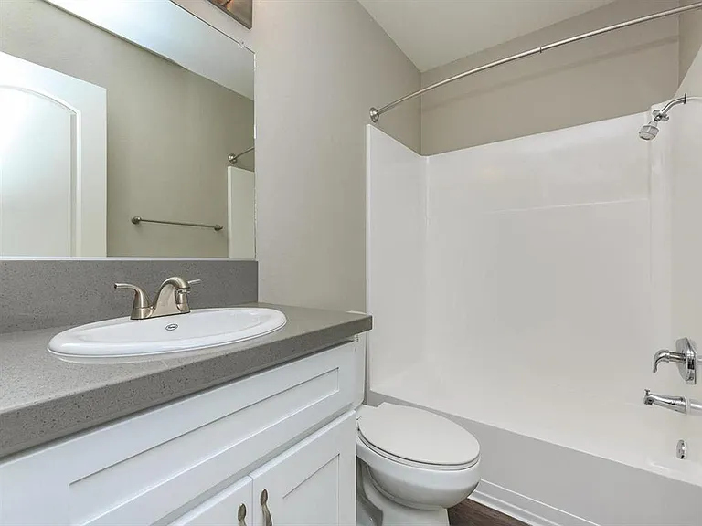 Briarwood Apartments — Photo 66