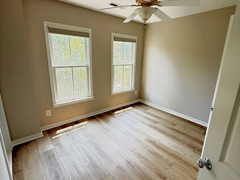 2303 Cobble Hill Ter — Photo 5