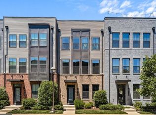 43308 John Michael Ter, Ashburn, VA 20148