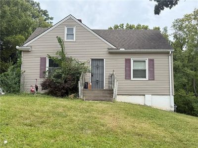 3721 Elmwood Ave, Kansas City, MO, 64128