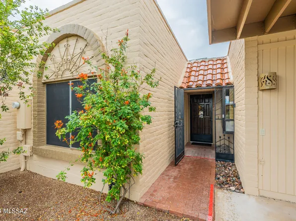 1281 W Calle Altamira, Green Valley, AZ 85622