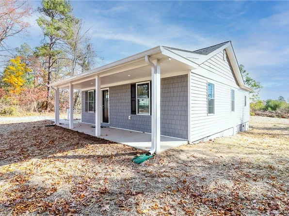 2262 Mountain Hall Rd, Crewe, VA 23930