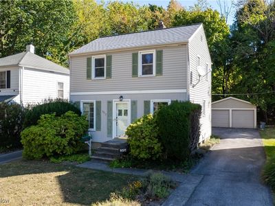 857 Quarry Dr, Cleveland Heights, OH, 44121