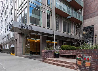 Rented by BARNES New York