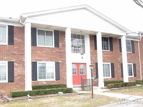 2nd image of 2434 Mulberry Sq APT 49