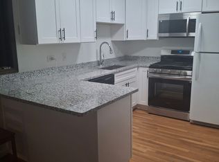 5637 Saint James Ct #1, Oak Lawn, IL 60453