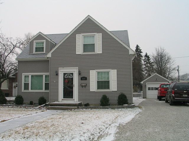 1st image of 1119 Hamlin St