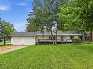 319 1st St NW, Menahga, MN 56464