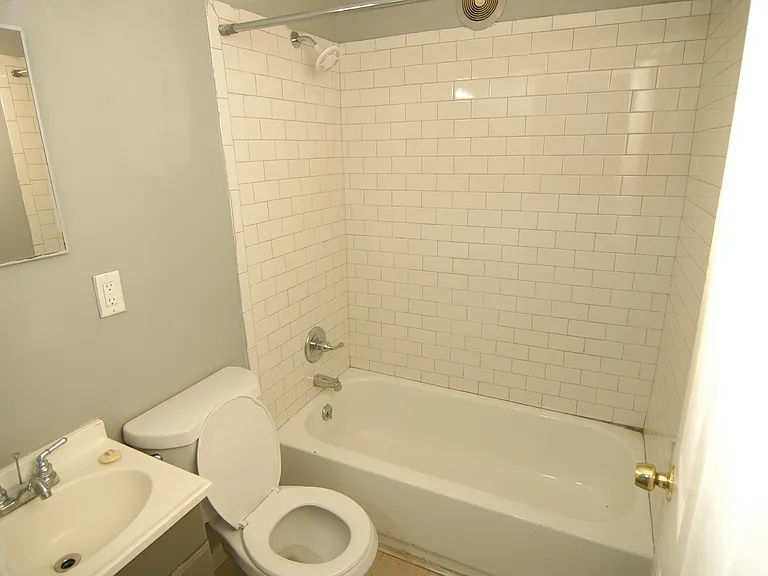 314 Oriel Ave — Photo 10
