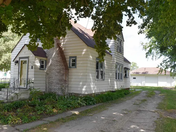 300 Bismark St, Carpenter, IA 50426