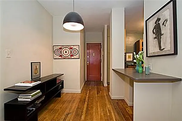 Sold by R New York | media 1