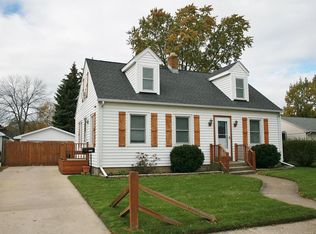7712 34th Ave, Kenosha, WI 53142
