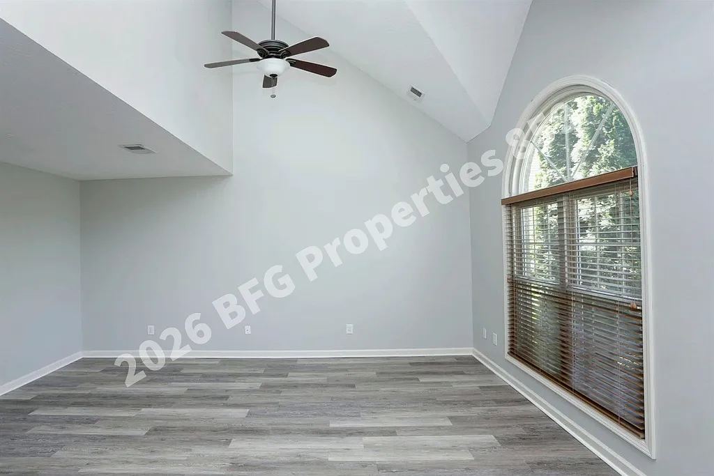 241 Preakness Dr — Photo 3