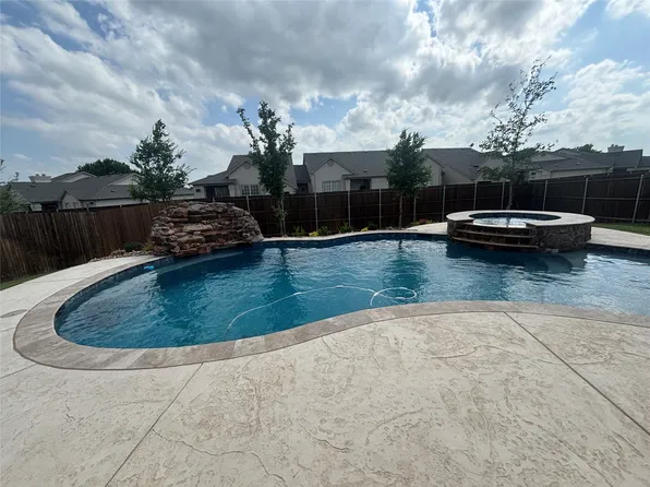 504 Quartz St, Sherman, TX 75092