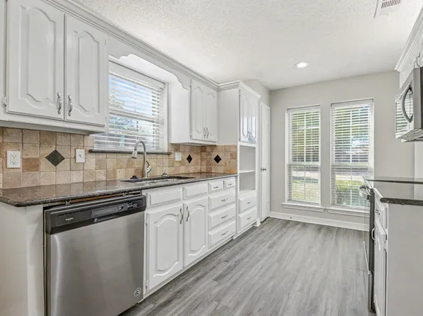 2304 Twilight Cir, Plano, TX 75093