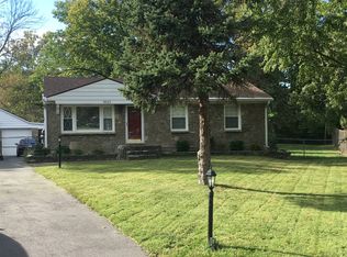 9311 Trenta Ln, Louisville, KY 40291