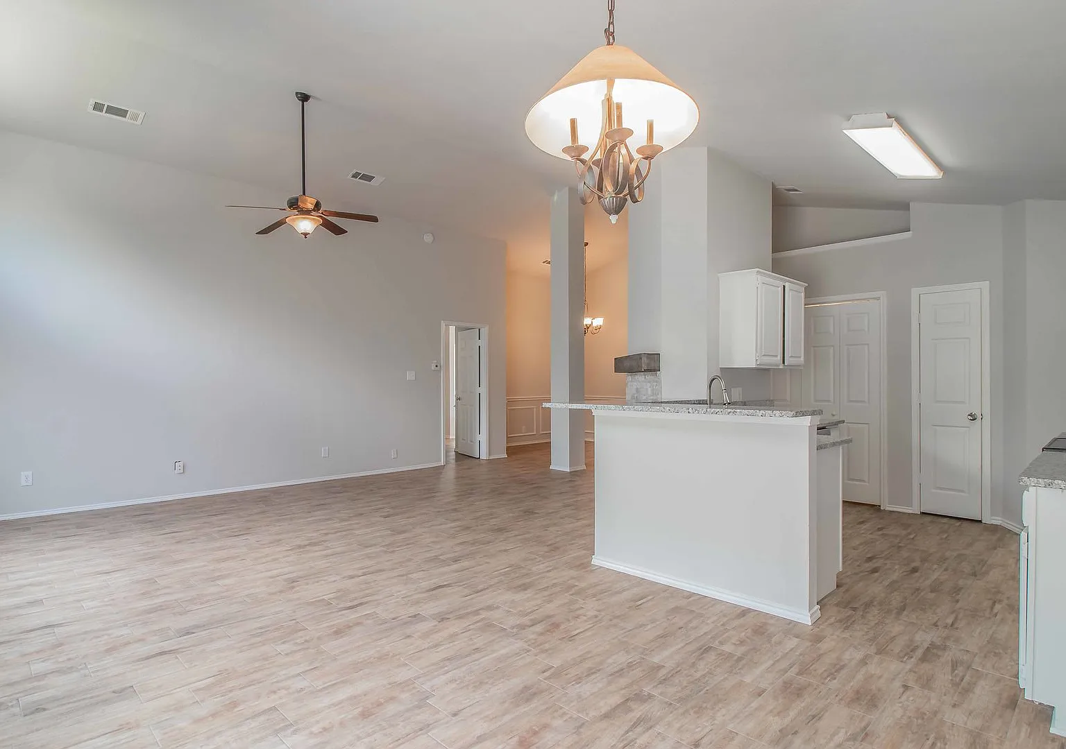 Coming Soon! A Great Place To Live! Aledo Isd — Photo 4