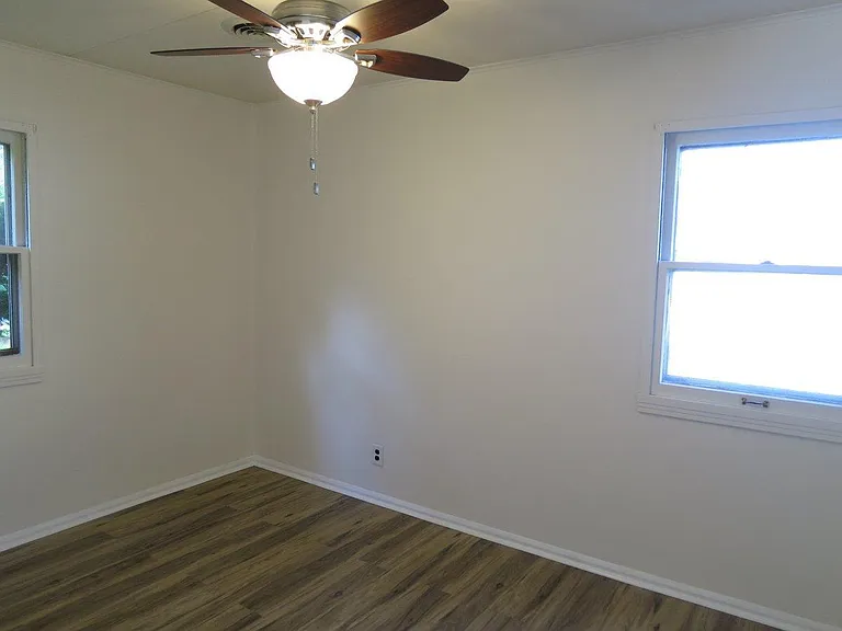 Front bedroom (North-East corner)