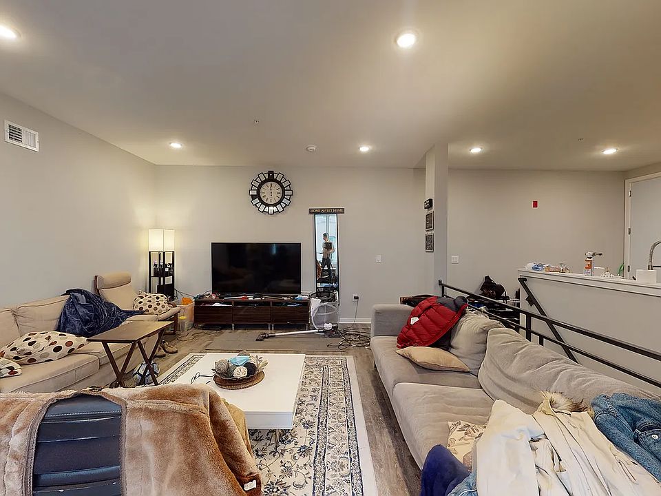 1st image of 1520 N 7th St #1F