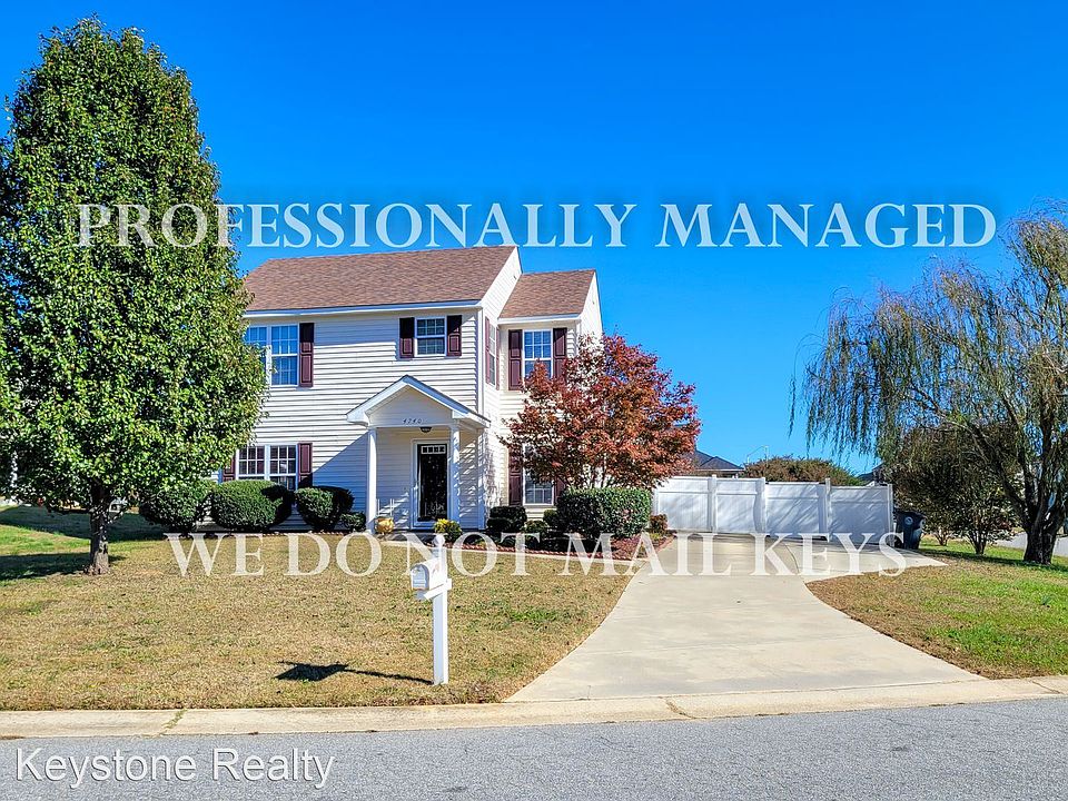 1st image of 4740 Primrose Pl