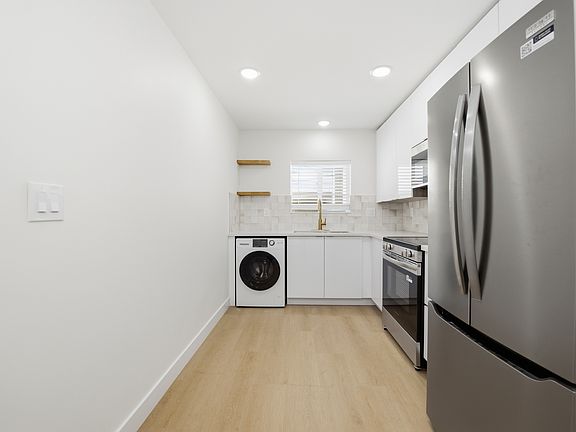 2nd image of 4559 Campus Ave #10
