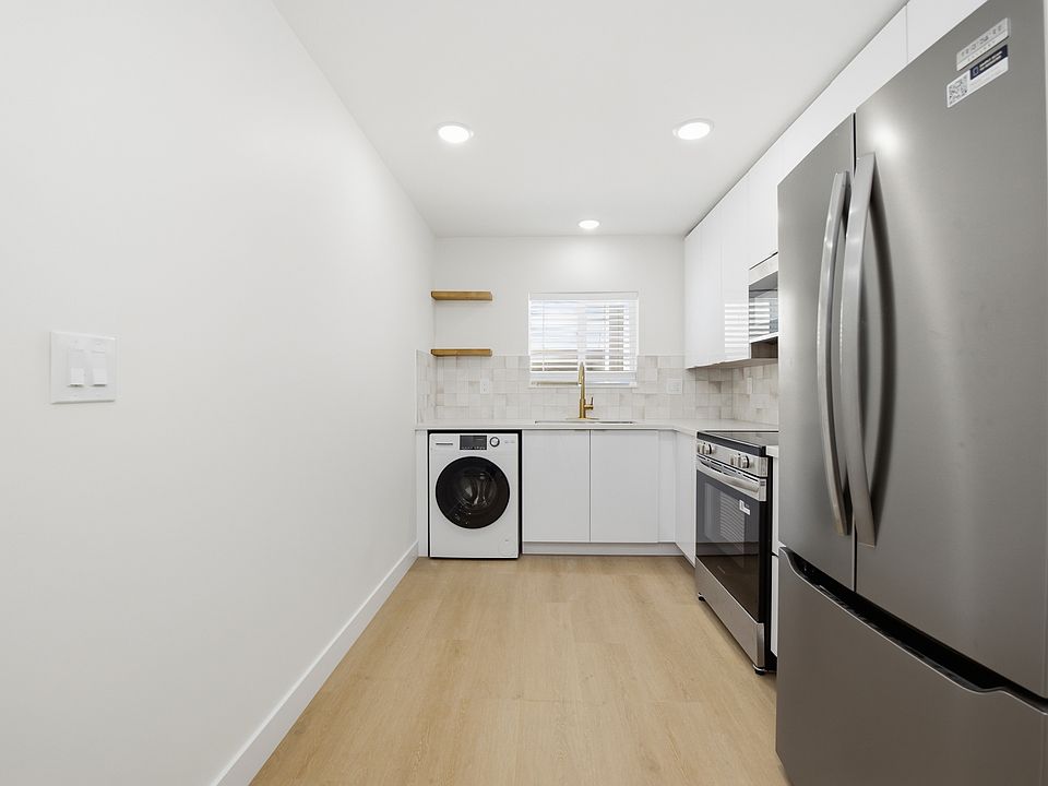 1st image of 4559 Campus Ave #11