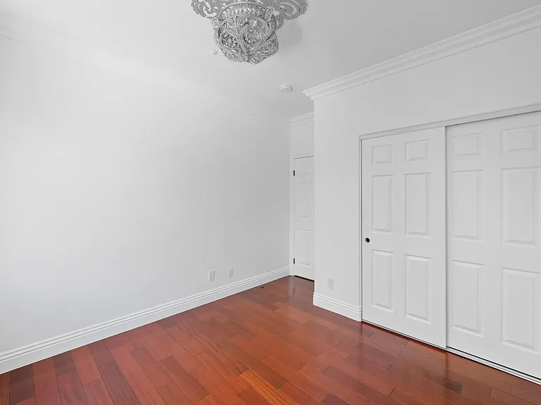 7370 Chantilly Ln — Photo 39