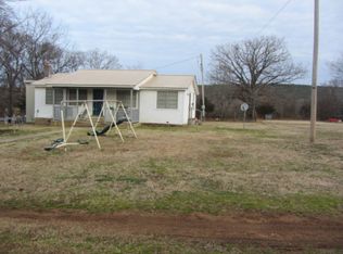 46989 Bengal Rd, Wister, OK 74966