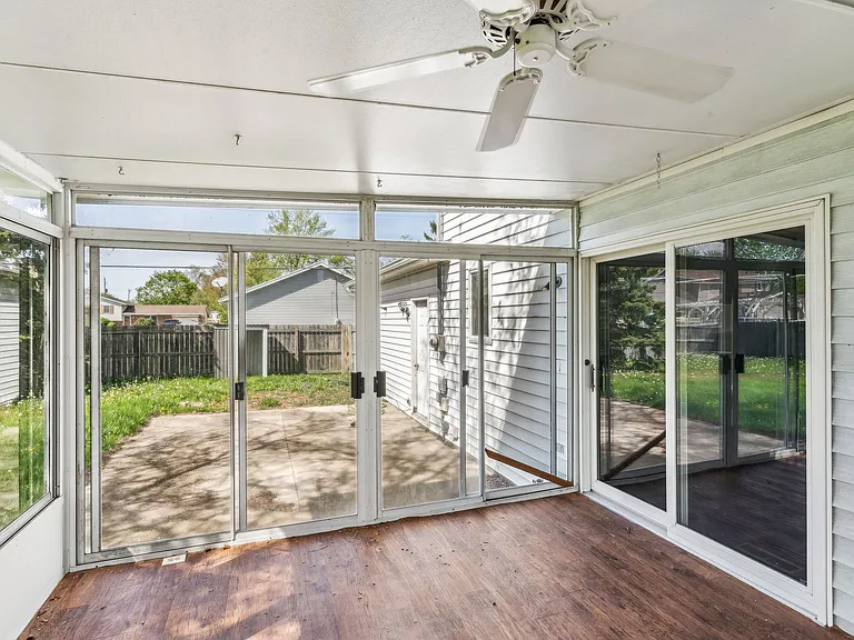 2357 Amy Ave — Photo 12