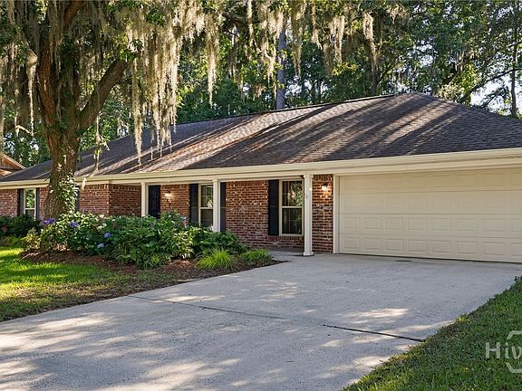2nd image of 42 River Oaks Road