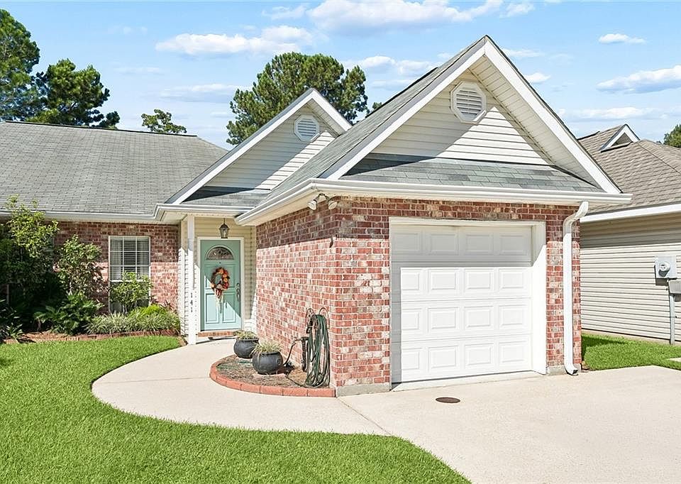 1st image of 141 Emerald Pines Ct