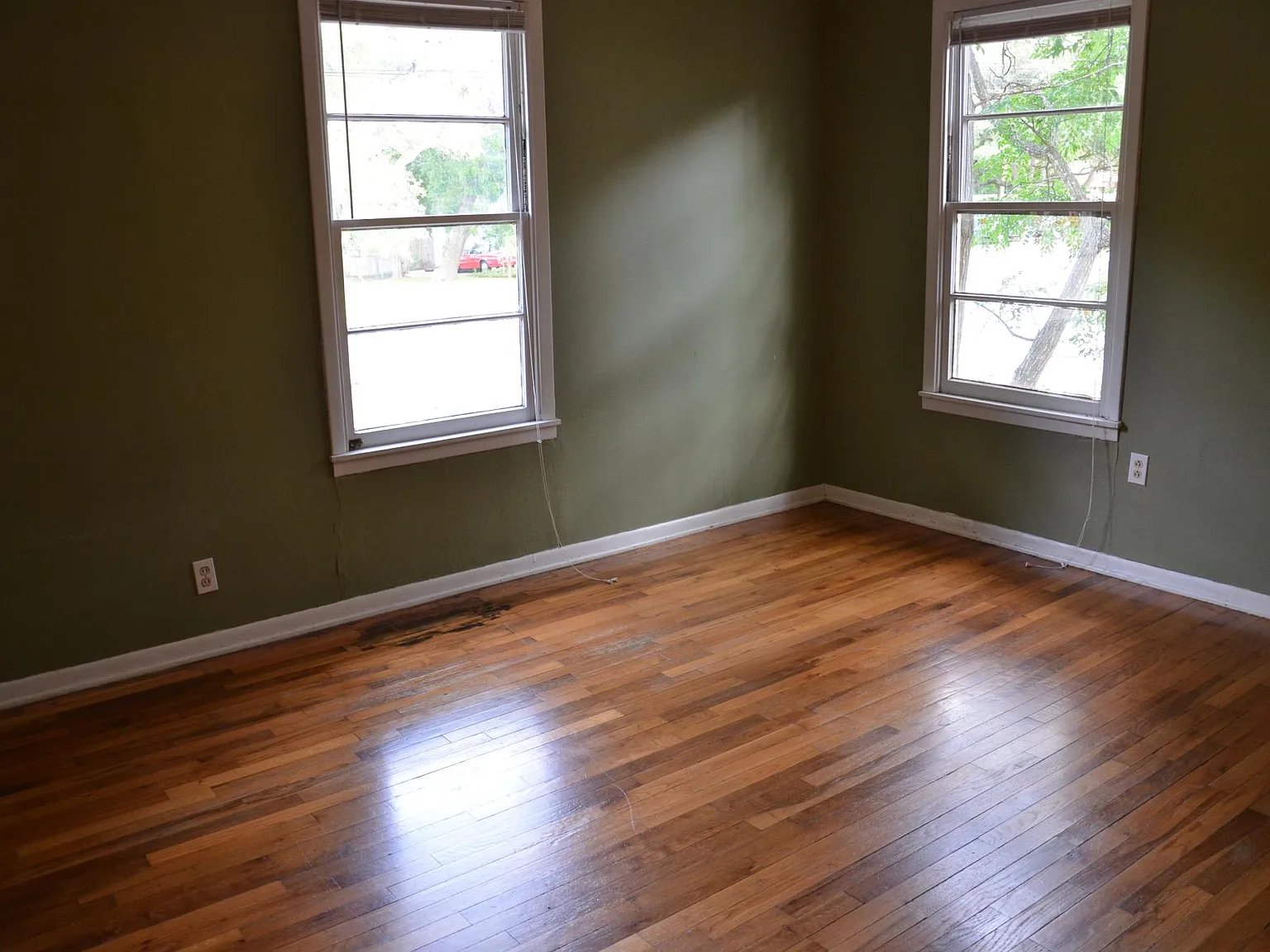 3 bed, 1100 sqft, $1,675 — Photo 4